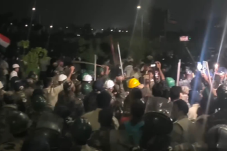 लाठीचार्ज