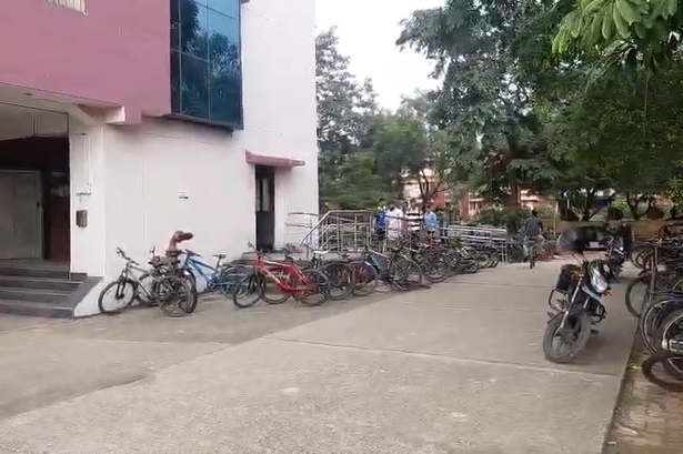 IIT-ISM धनबाद छात्र की मौत