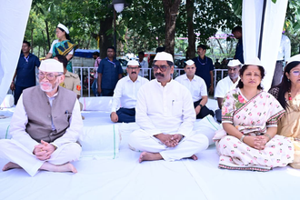 गांधी जयंती हेमंत